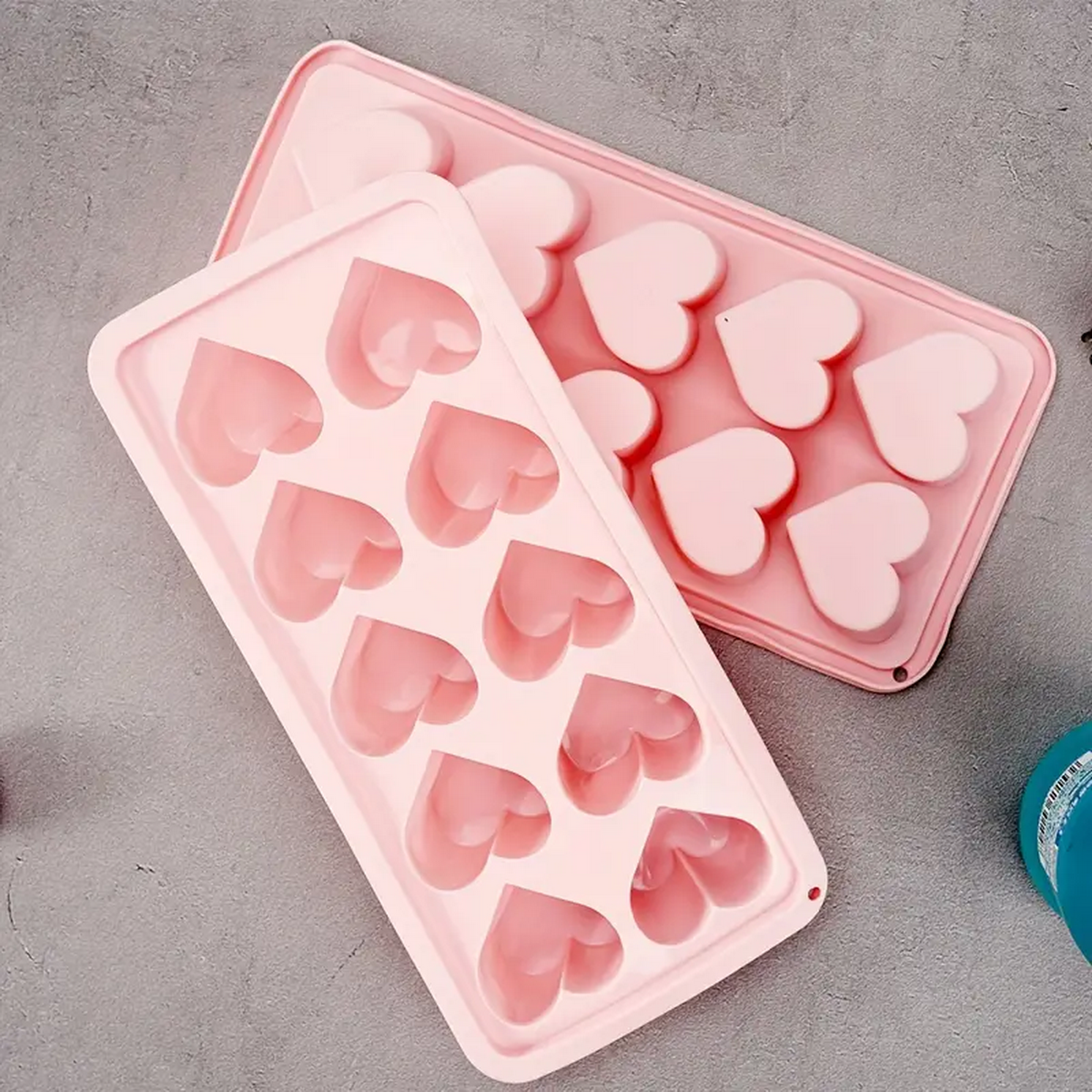 Home Cooking Appliances - 10-Grid Heart-Shaped Silicone Ice Cube Tray